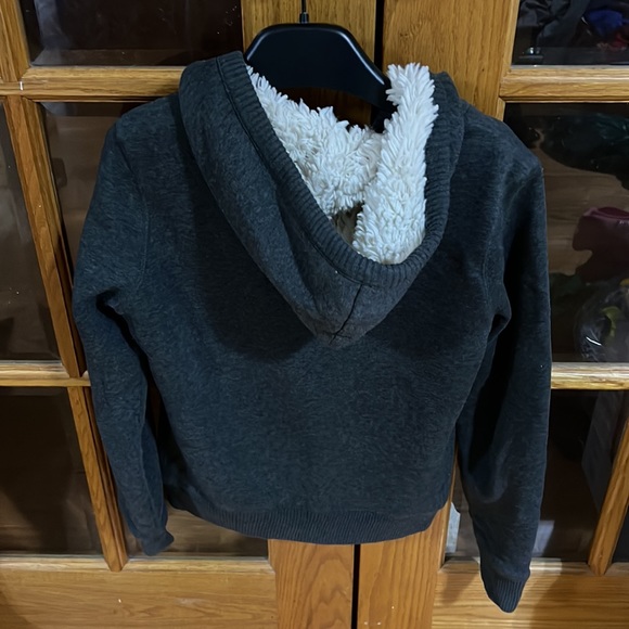 Pre-Owned AERO Girls Grey Hoodie, size Medium in great condition. - Picture 3 of 5